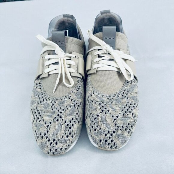 Cole Haan Women's Studiogrand Knit Trainer Size 9B Silver Tan Lightweight - Picture 1 of 16